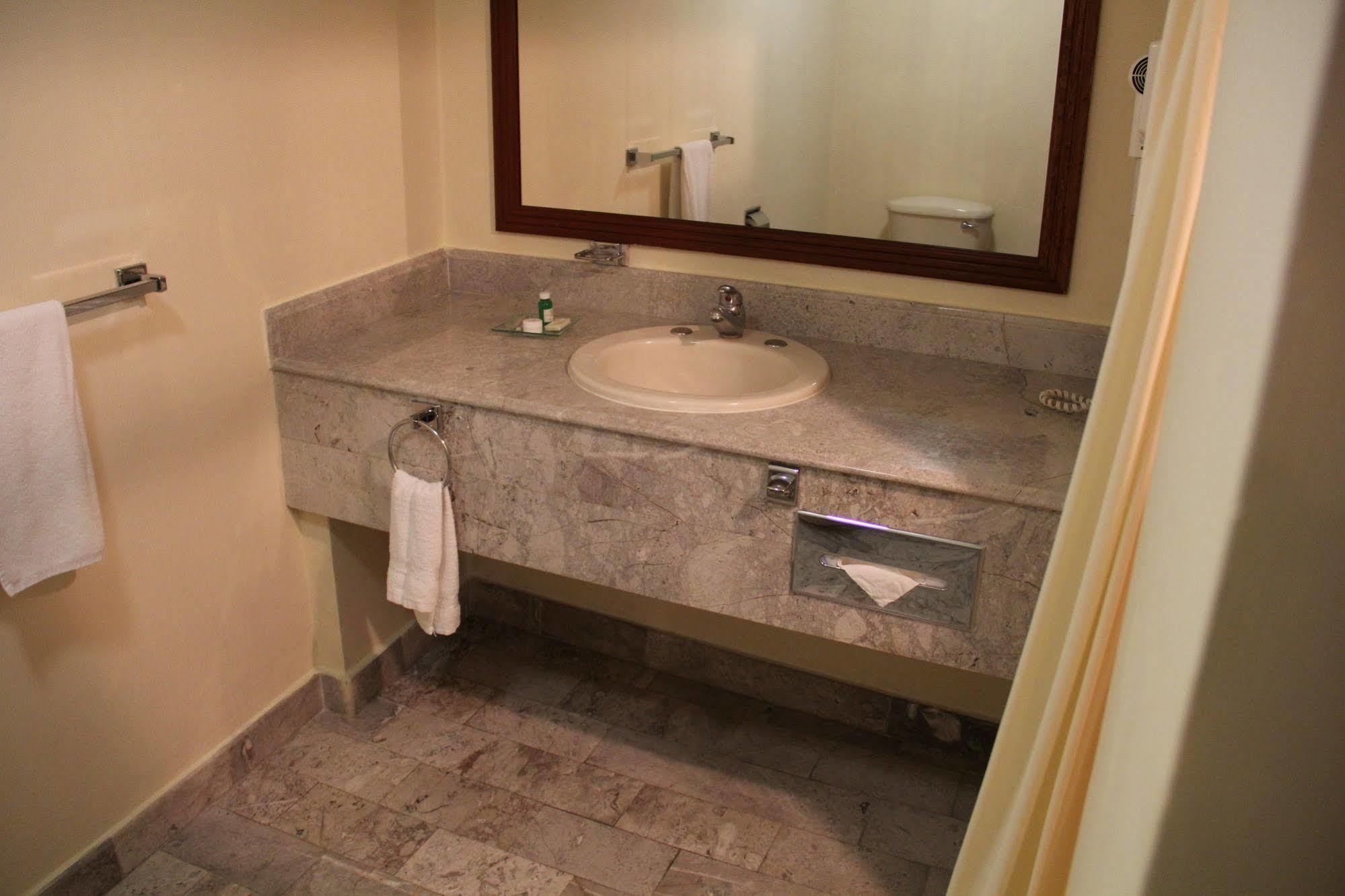 Hotel Tehuacan Plaza Экстерьер фото