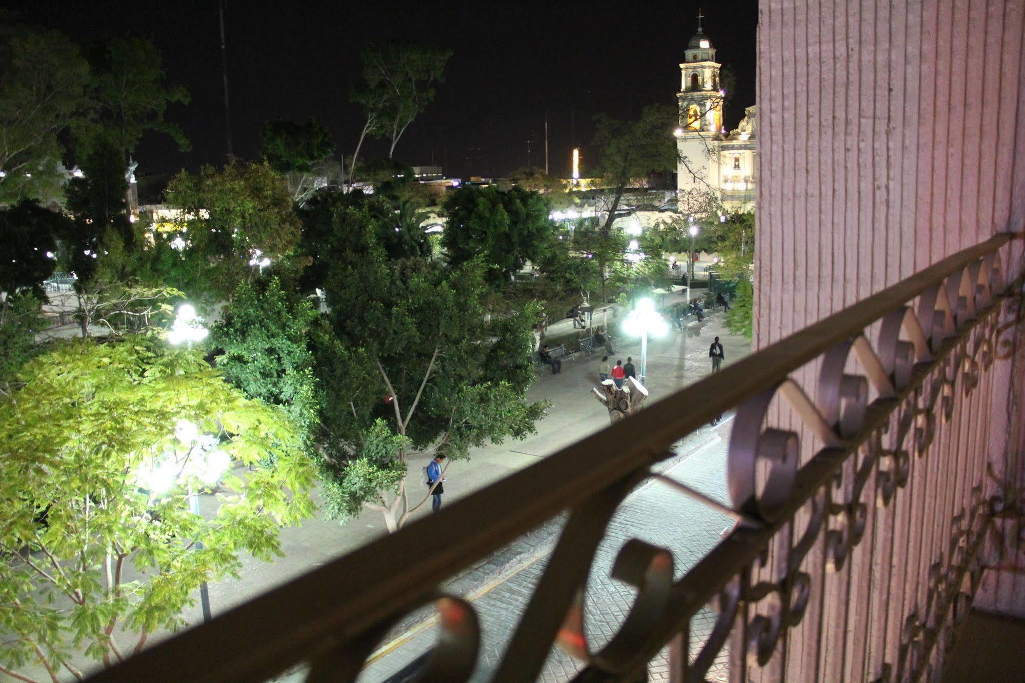 Hotel Tehuacan Plaza Экстерьер фото